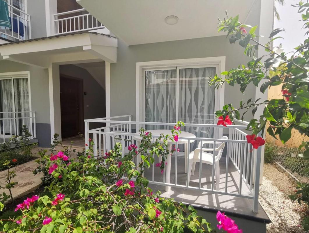 Caribbean Studios Tropicana With Pool - Playa Los Corales Πούντα Κάνα Εξωτερικό φωτογραφία